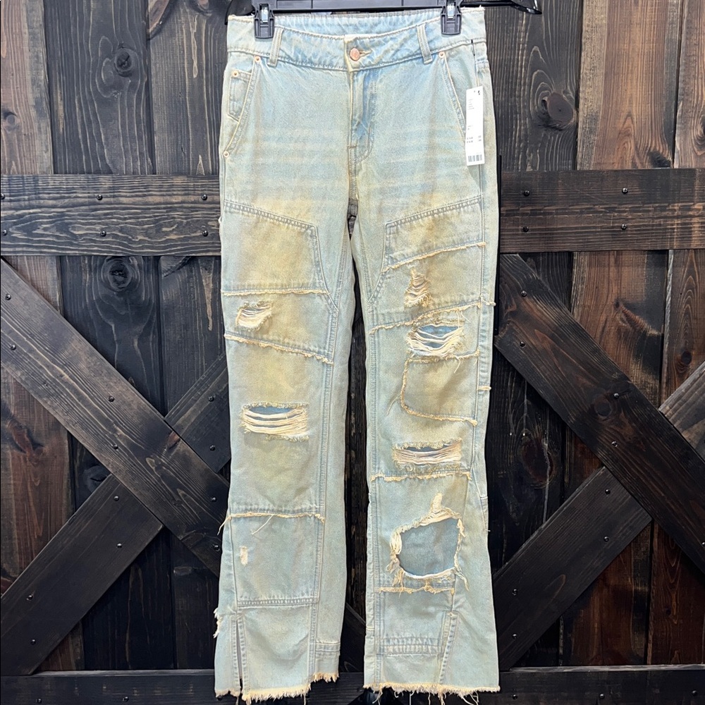 BDG Extreme Destroyed Bootcut Jeans 25 Mid Rise NWT Urban Outfitters Boho Grunge